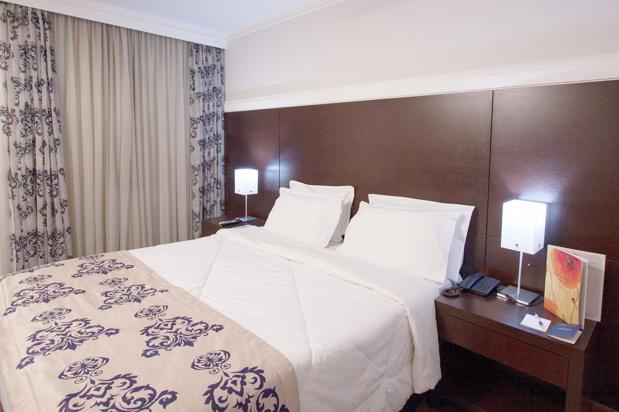 Mabu Business Hotel 4*